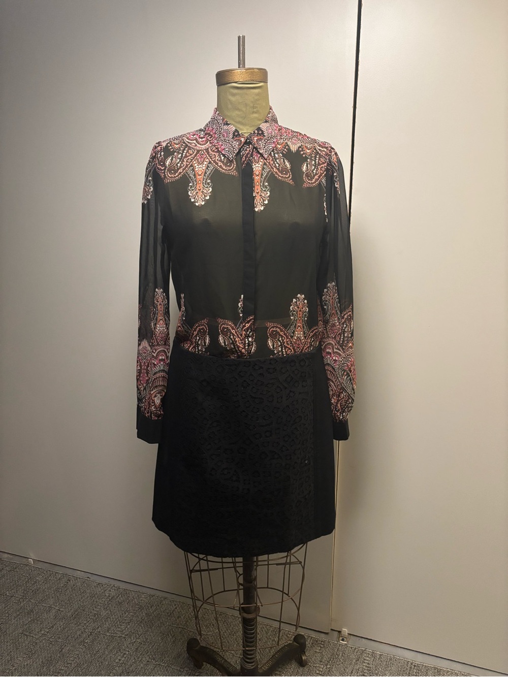 Black Long-Sleeve Paisley Print Semi-sheer  Shirt